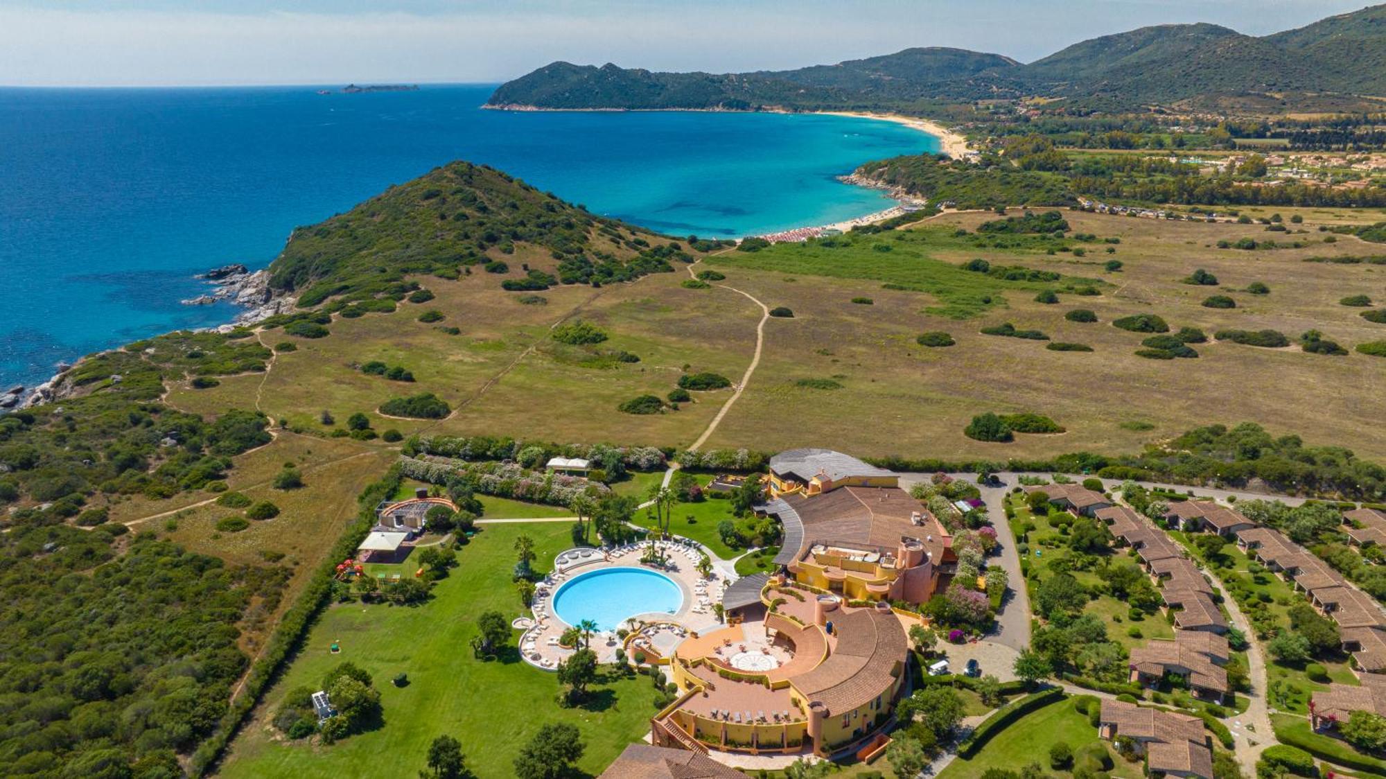 Sant'Elmo Beach Hotel Castiadas Exterior photo